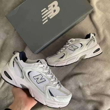 New Balance نيلي