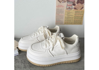 Plain white Korean shoes