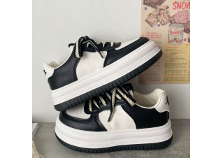 Black and white Korean shoes