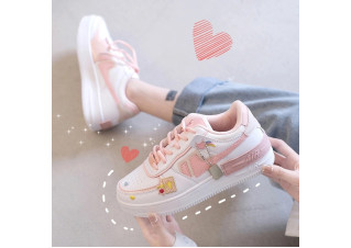 Pink Nike air